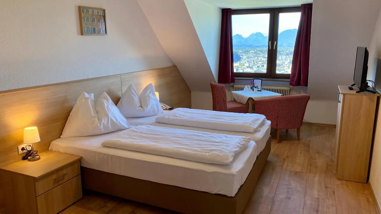 Hotel Schoene Aussicht Σάλτσμπουργκ 3*,  Αυστρία